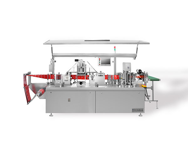 VPD250四邊封濕巾包裝機(帶機械手、帶圓角裝置)